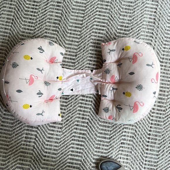 Pregnancy pillow - Picture 3 of 3